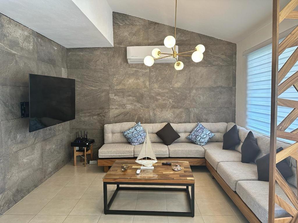 Ferienhaus Hermosa Zona Diamante